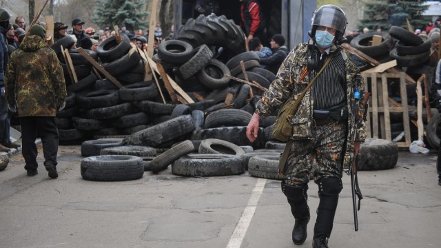 Separatyści ustawiają posterunki drogowe. "Zaczęło się wyzwolenie południowo-wschodniej Ukrainy!"